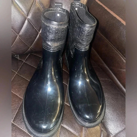 Michael Kors Women Blakely Logo Embossed Ankle Rain Boot Black Size 10 - Picture 3 of 8